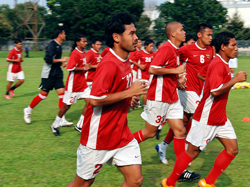 60291 timnas indonesia saat berlatih di senayan jakarta